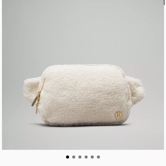 Lululemon belt bag - Picture 5 of 5